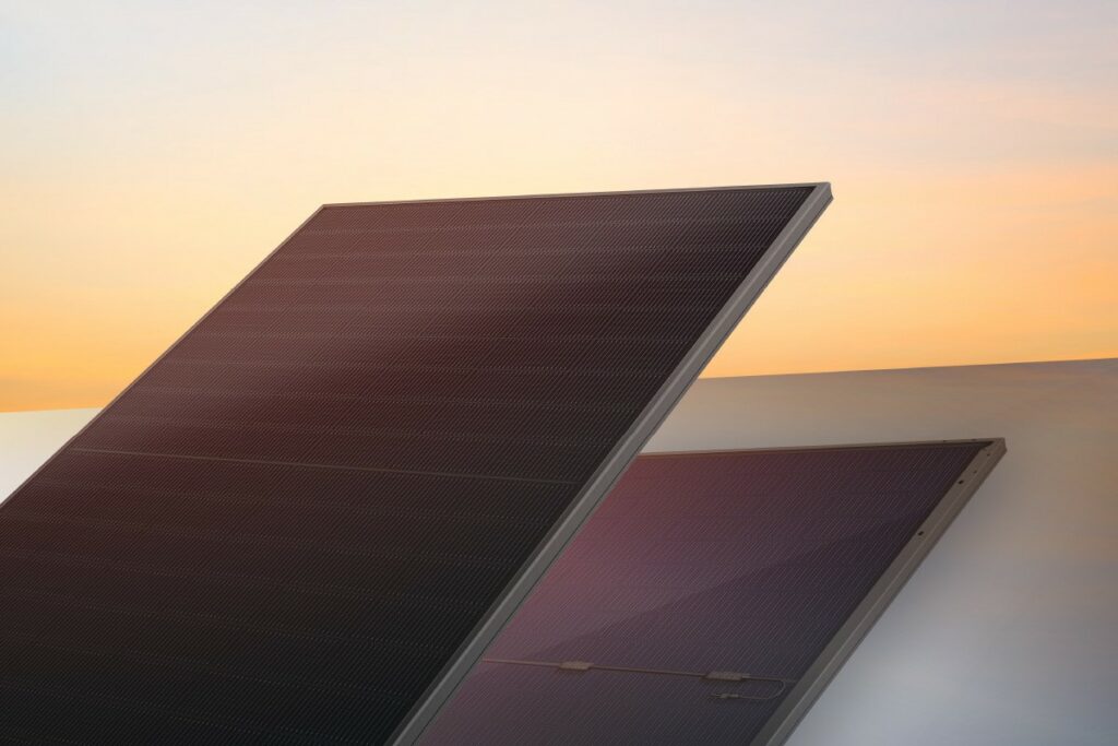 solahart silhouette solar panel